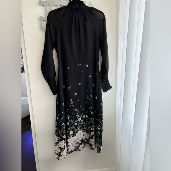 Midi dress with floral design - Picture 1 of 3